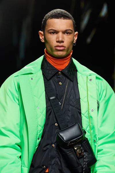 Look 182